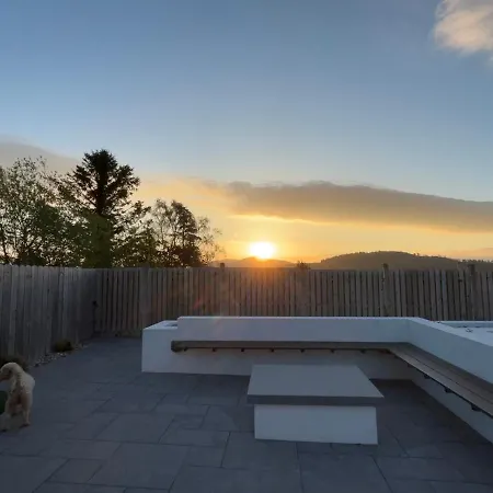 Luxury Getaway Retreat With Scenic Outdoor Space Ballysadare