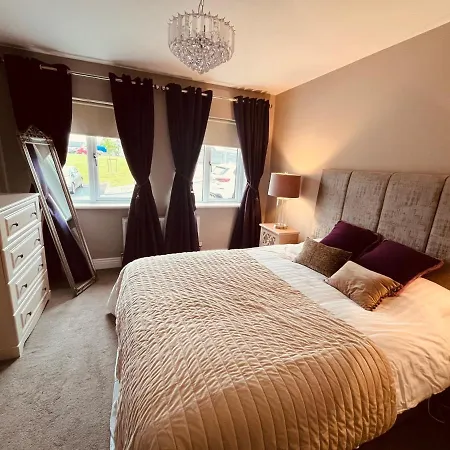 Luxury Getaway Retreat With Scenic Outdoor Space Ballysadare